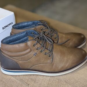 Sonoma Goods For Life® Freer Mid Men's Chukka Boots. Only Worn Once.